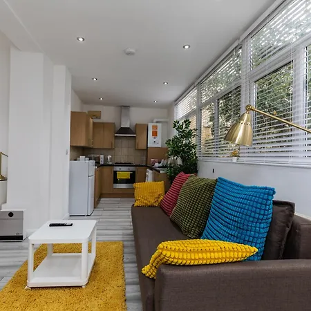 Apartment Deluxe - Airport & Excel Ideal For Long London
