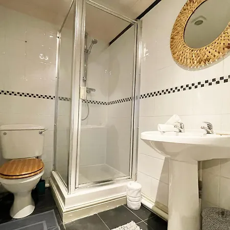 Unique Crystal Palace Park Church Conversion Apartment London
