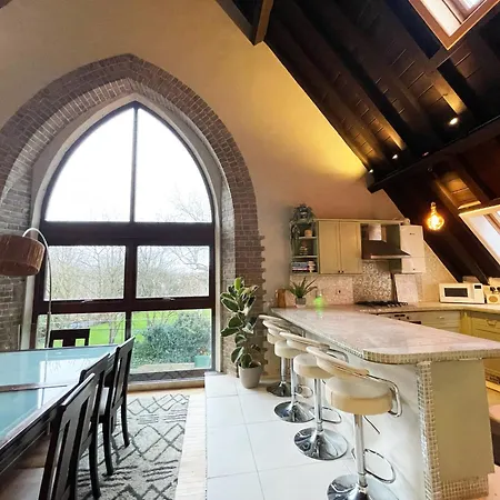 Unique Crystal Palace Park Church Conversion Apartment
