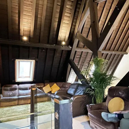 Unique Crystal Palace Park Church Conversion Apartment *