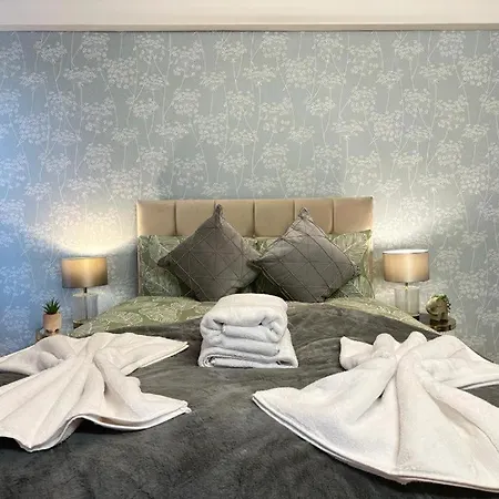 Apartment Comfortable Family Near Park Lane *