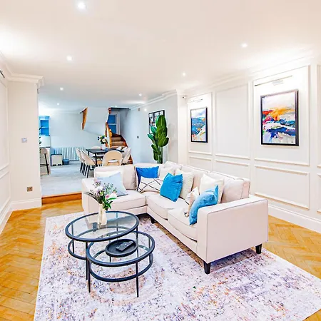 Apartment Luxury Mews House With Free Parking *