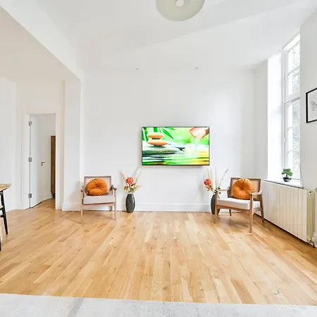 Magnificent 2 Bed Fitzrovia Apartment