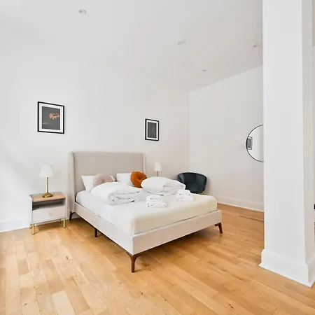 Apartment Magnificent 2 Bed Fitzrovia London