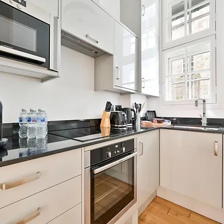 Apartment Magnificent 2 Bed Fitzrovia