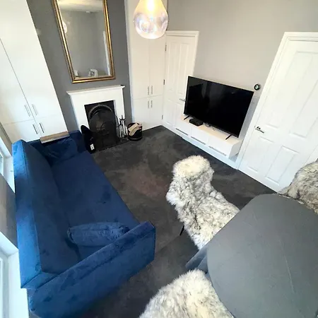 Greater London Getaway Apartment *