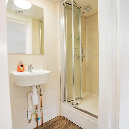 1 Bed Flat Apartment Uxbridge