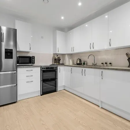 Apartment Modern Flat In Heart Of London
