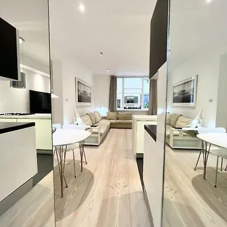 Stunning 4 Bed Flat Near Notting Hill And Hyde Park * London