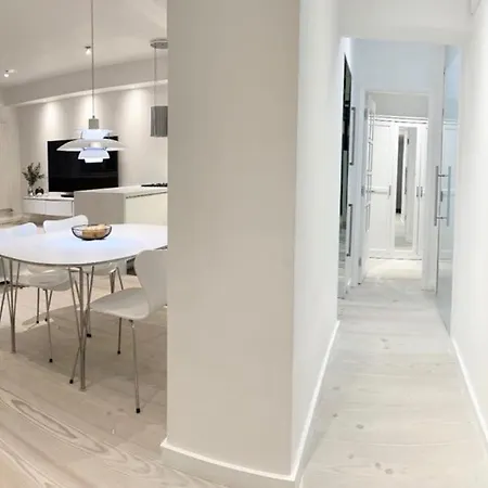 Stunning 4 Bed Flat Near Notting Hill And Hyde Park Apartment