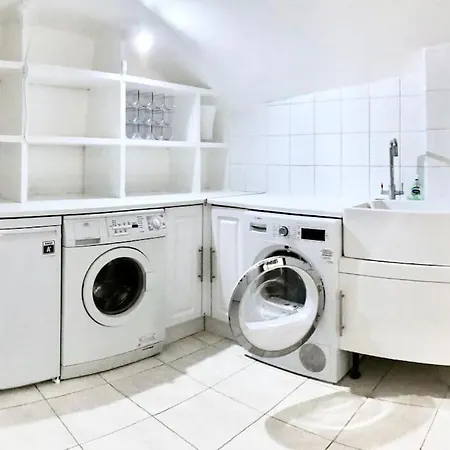 Stunning 4 Bed Flat Near Notting Hill And Hyde Park * London