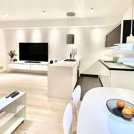 Stunning 4 Bed Flat Near Notting Hill And Hyde Park