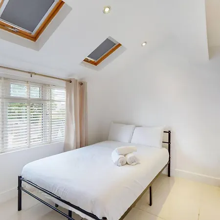 1 Bedroom, Near Alexandra Palace - London - Kings Cross - 3 *