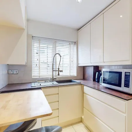 1 Bedroom, Near Alexandra Palace - London - Kings Cross - 3 Apartment