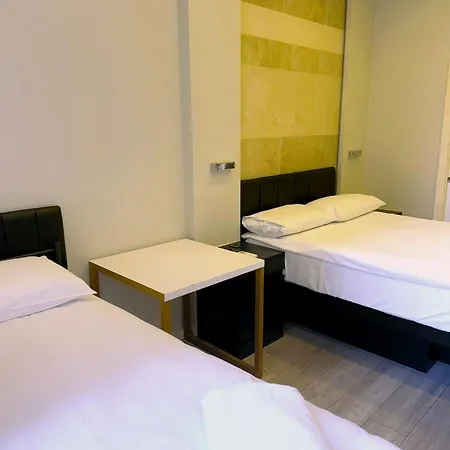 95 Aparthotel *