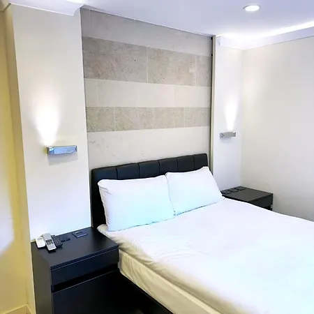Aparthotel 95 *
