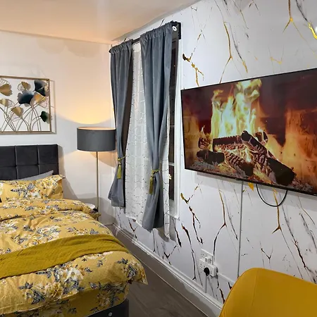 Luxury In Victoria, 7 Minutes Walk To Victoria Station, 8 London