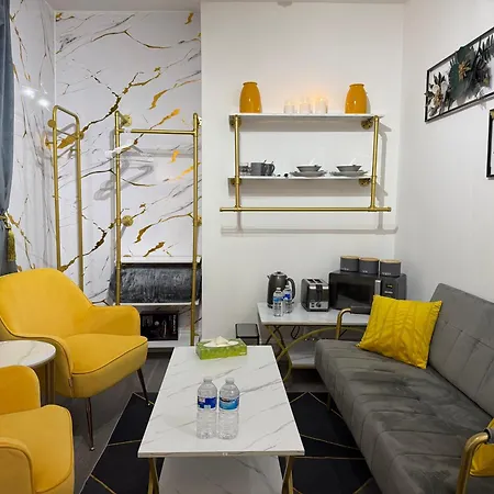 Luxury In Victoria, 7 Minutes Walk To Victoria Station, 8 London