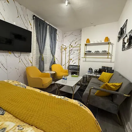Luxury In Victoria, 7 Minutes Walk To Victoria Station, 8