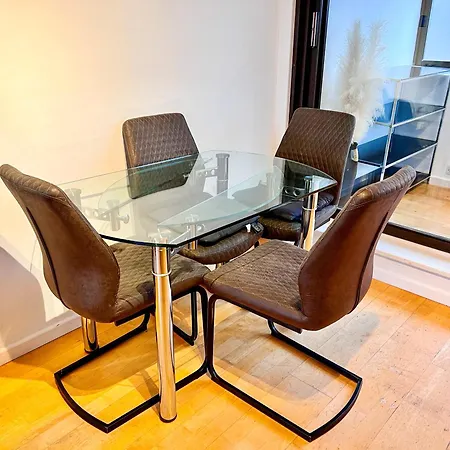 Great River Thames View Entire In The Most Central Aparthotel *