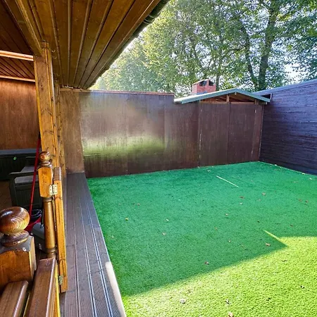 Holiday home Large Modern Near Barking Station With Superfast 1gbps Wi-fi & Free Parking