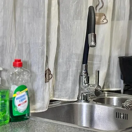 Holiday home Large Modern Near Barking Station With Superfast 1gbps Wi-fi & Free Parking Barking (Greater London)