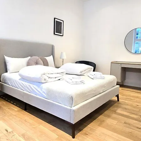 Apartment Magnificent 2 Bed Fitzrovia London