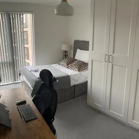 Apartment Bright And Comfy 3 Bed