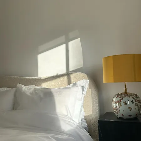 Mayfair - Two Bed, One Bath