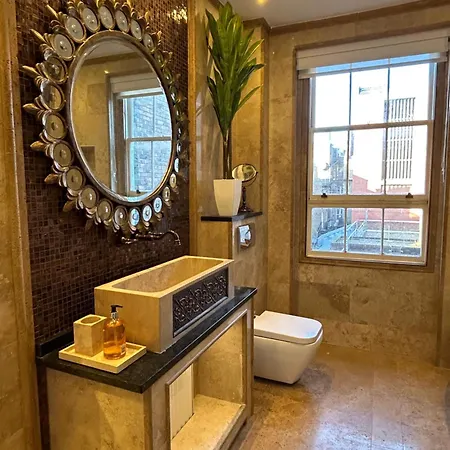 Mayfair - Two Bed, One Bath Apartment