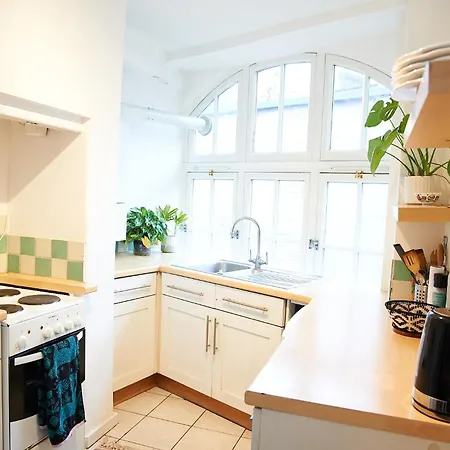 Apartment Bright & Spacious In Fitzrovia *