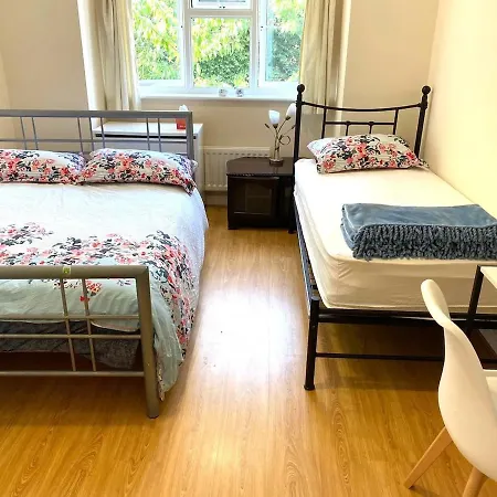 Apartment Serene - Near Station Harrow
