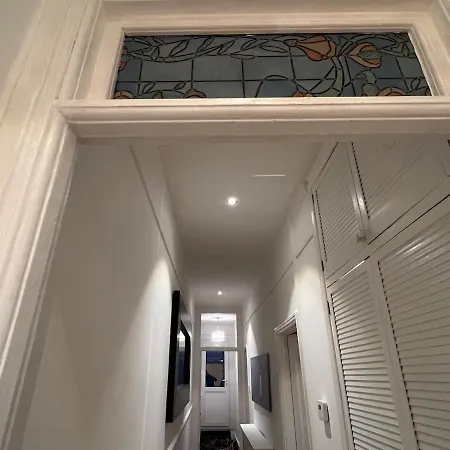 2 Bedroom Luxury Flat In Centre Of Muswell Hill