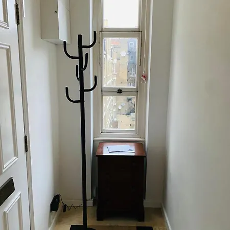 Apartment Mayfair - Two Bed, One Bath *