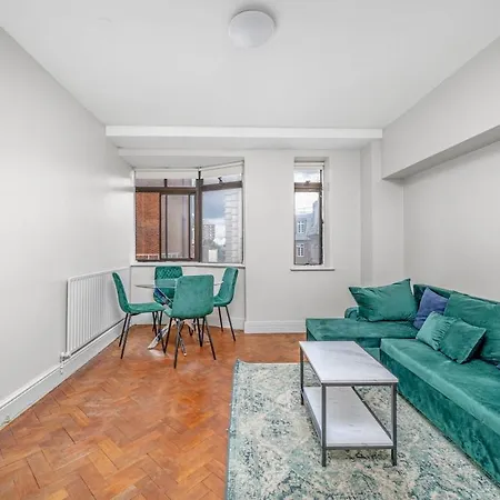 Wonderful One Bedroom Flat Apartment