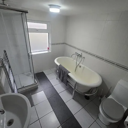 Brixton 5 Bedroom Wonder London