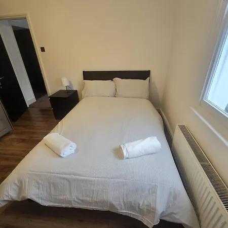Holiday home Brixton 5 Bedroom Wonder *