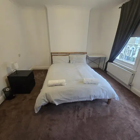 Holiday home Brixton 5 Bedroom Wonder London