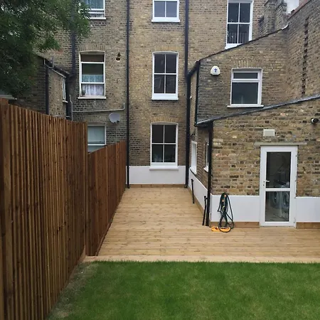 Brixton 5 Bedroom Wonder * London