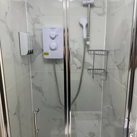 Luxury In Victoria, 7 Minutes Walk To Victoria Station, 5 *