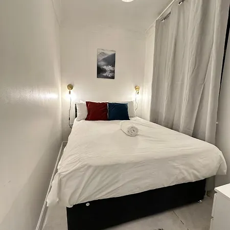 Apartment One Bedroom Flat Bell Street London