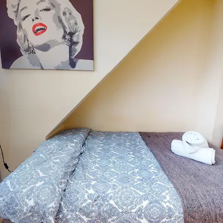 Aparthotel High Road London