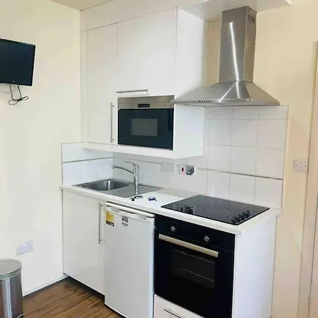 69 Aparthotel *
