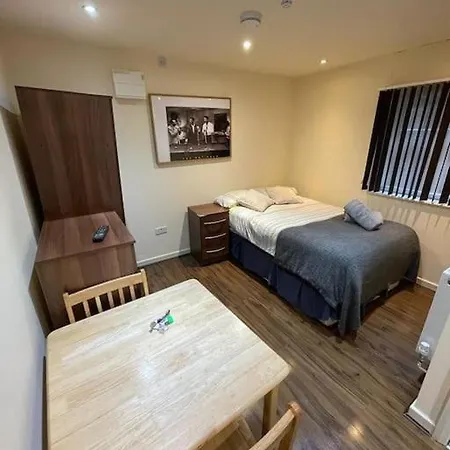 Aparthotel 69 *