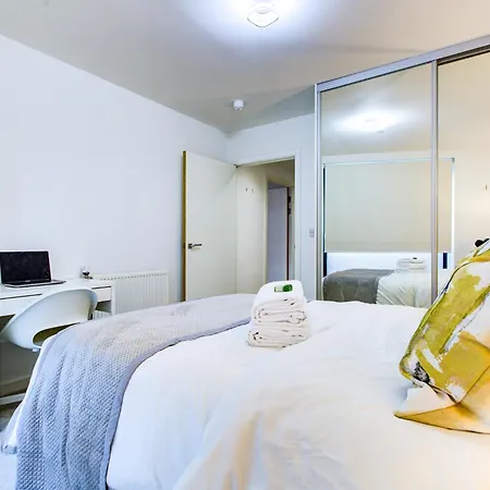 Luxee By Excel * London