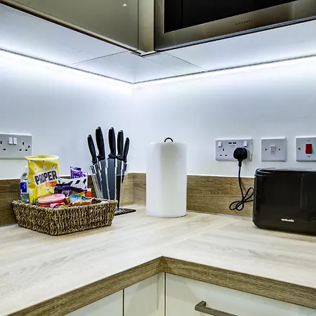 Luxee By Excel Apartment *