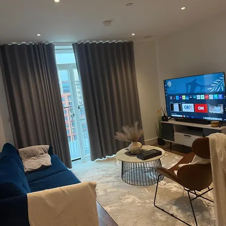 Wealth Luxury 2 Bedroom Double En-suite Apartamento *