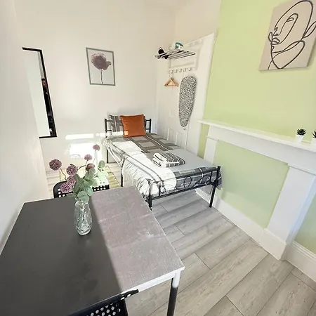Finsbury Park Guest house