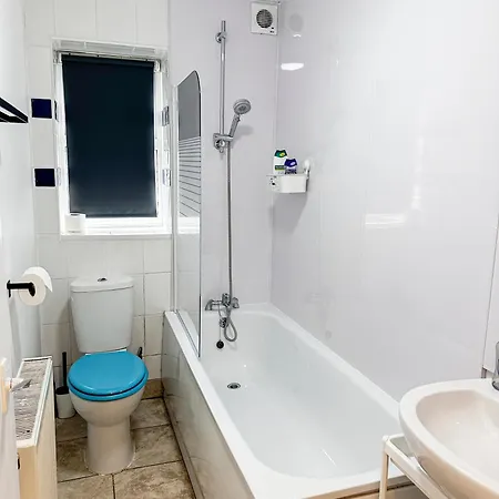Stratford 3 Bed Garden By Dluxoria Short Lets & Serviced Greater Apartment