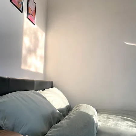 Guest house Cosy Double A Stones Throw From Wembley Stadium London